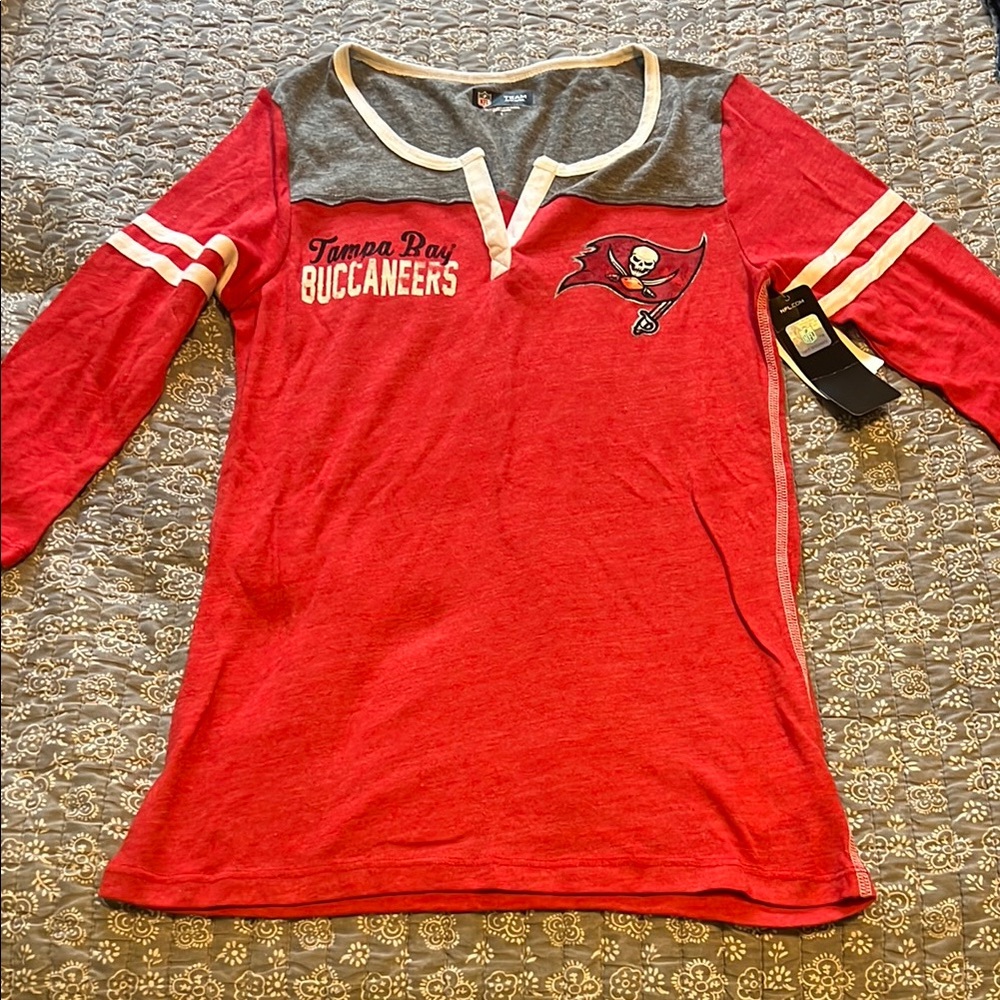 Tampa Bay Buccaneers Women’s Red Long Sleeve Shirt